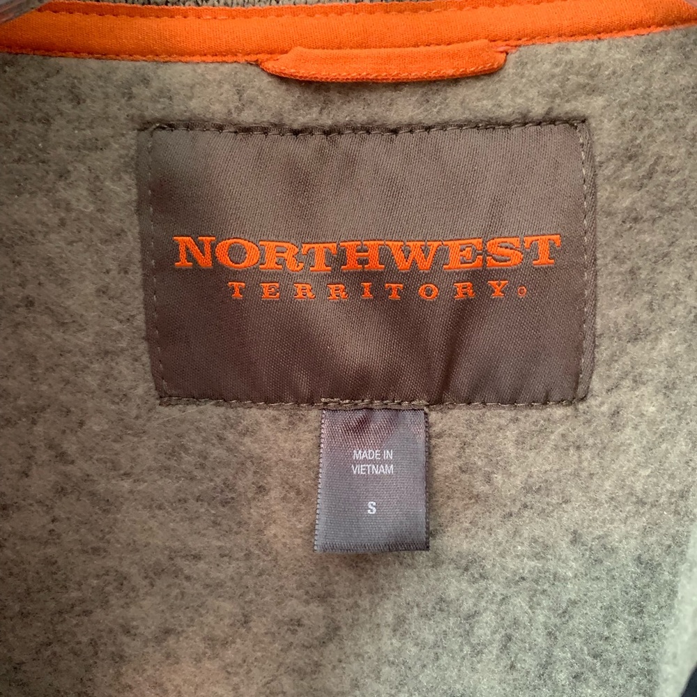 Fleece Jacket - Picture 2 of 3